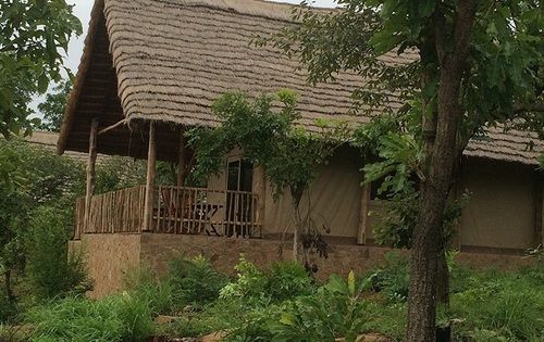 Zaina Lodge Wa 外观 照片